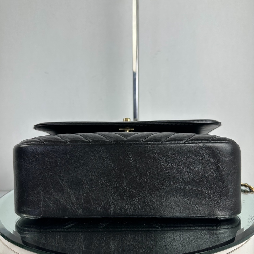 Chanel Trendy CC Top Handle Flap Bag Black Chevron Leather GHW - Picture 8 of 17